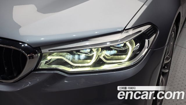 BMW 5-Series 520d M Sport Package Plus