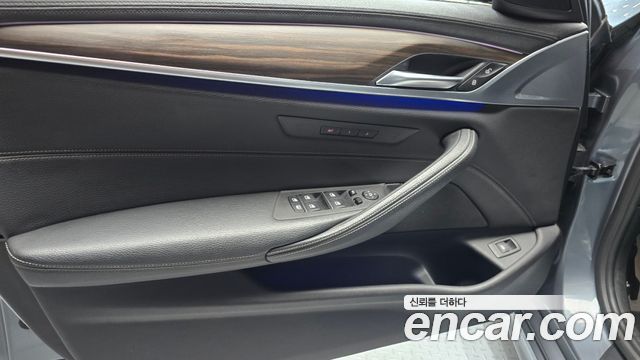 BMW 5-Series 520d M Sport Package Plus