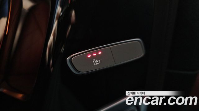 Mercedes-Benz G-Class AMG G63 Manufaktur