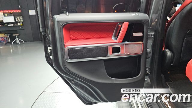 Mercedes-Benz G-Class AMG G63 Manufaktur