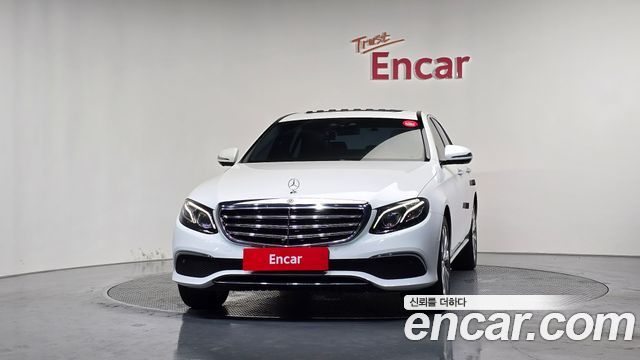 Mercedes-Benz E-Class E300 Exclusive