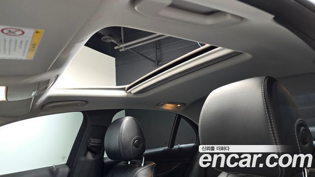 Mercedes-Benz E-Class E300 Exclusive