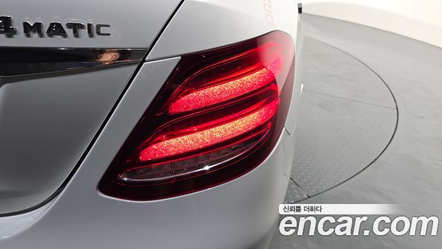 Mercedes-Benz E-Class E300 Exclusive