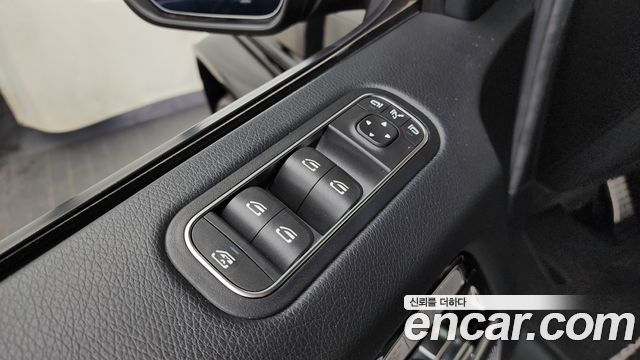 Mercedes-Benz G-Class AMG G63