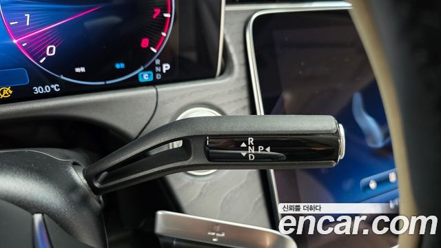 Mercedes-Benz E-Class E200 Avantgarde