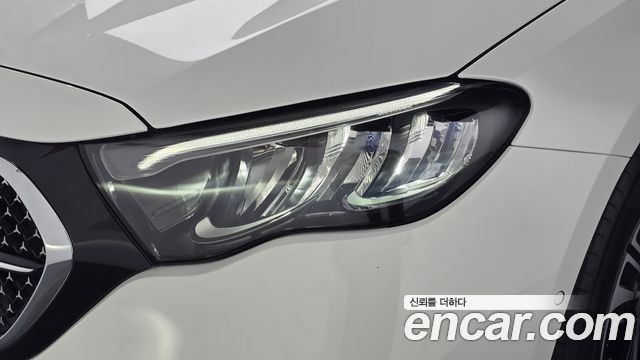 Mercedes-Benz E-Class E200 Avantgarde