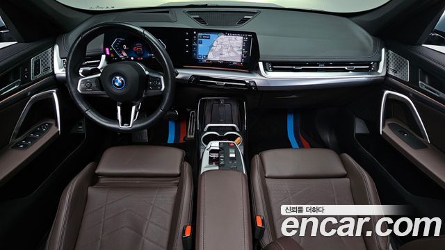 BMW iX1 xDrive 30 M Sport