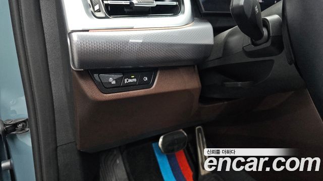BMW iX1 xDrive 30 M Sport