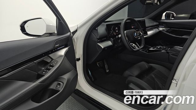 BMW 5-Series 520i M Sport