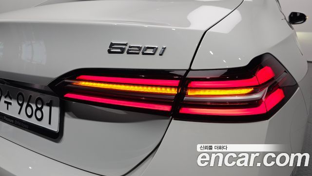 BMW 5-Series 520i M Sport