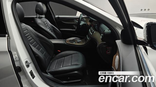 Mercedes-Benz E-Class E300e 4MATIC Exclusive