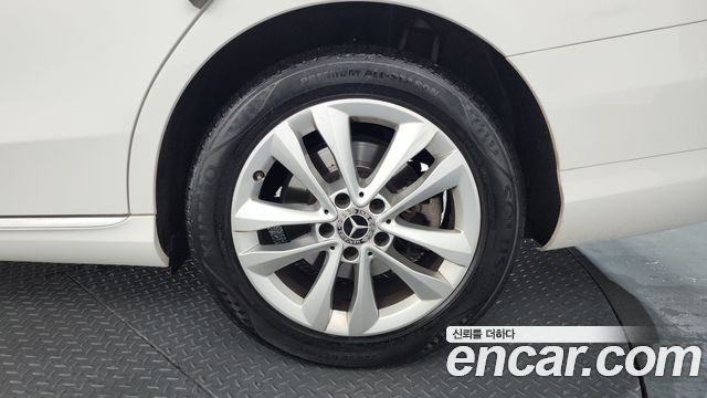 Mercedes-Benz C-Class C220 d Avantgarde