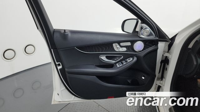 Mercedes-Benz C-Class C220 d Avantgarde