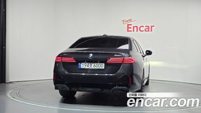 BMW 5-Series 530i xDrive M Sport