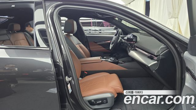 BMW 5-Series 530i xDrive M Sport