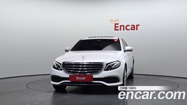 Mercedes-Benz E-Class E220d Exclusive