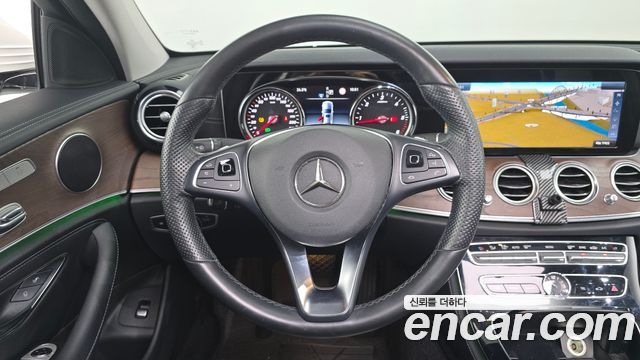 Mercedes-Benz E-Class E220d Exclusive