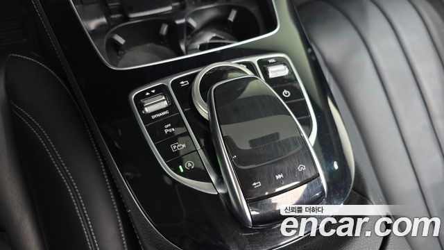 Mercedes-Benz E-Class E220d Exclusive