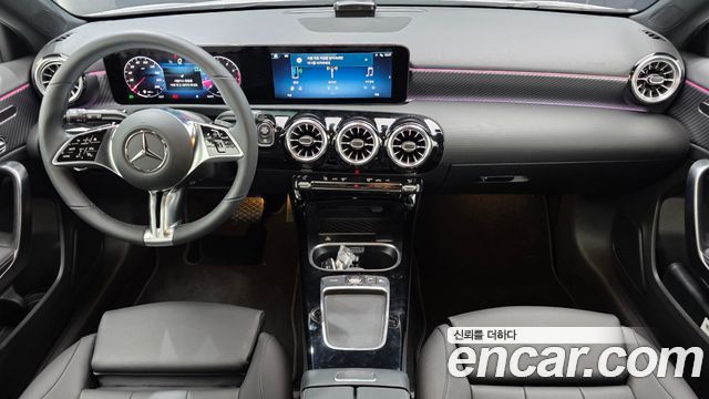 Mercedes-Benz A-Class A220 Hatchback