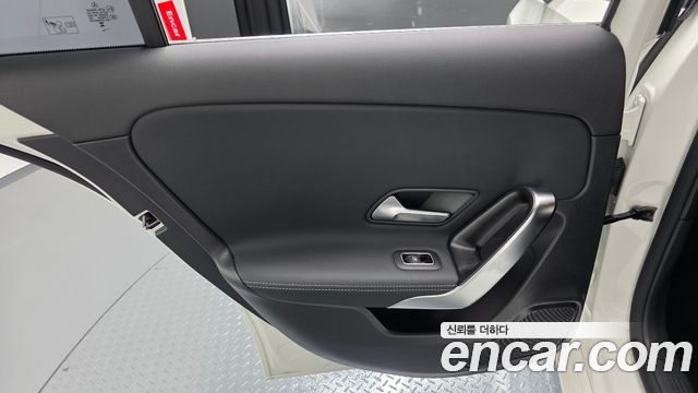 Mercedes-Benz A-Class A220 Hatchback