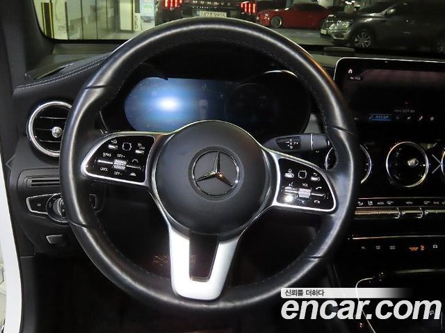 Mercedes-Benz GLC-Class GLC220 d 4MATIC