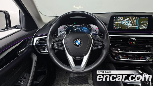 BMW 5-Series 520d Luxury Special Edition