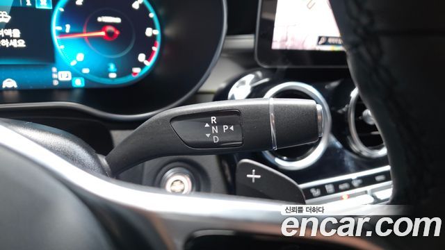 Mercedes-Benz GLC-Class GLC220 d 4MATIC