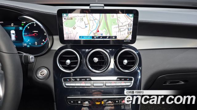 Mercedes-Benz GLC-Class GLC220 d 4MATIC
