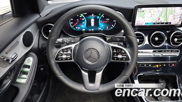 Mercedes-Benz GLC-Class GLC220 d 4MATIC