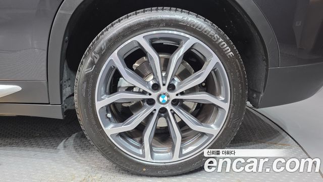 BMW X4 xDrive20i xLine