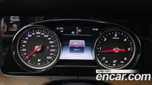 Mercedes-Benz E-Class E220d Exclusive