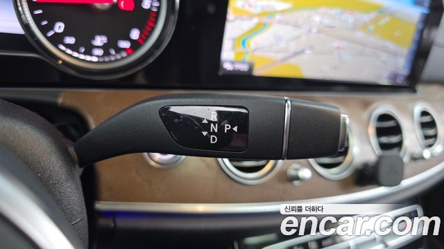 Mercedes-Benz E-Class E220d Exclusive