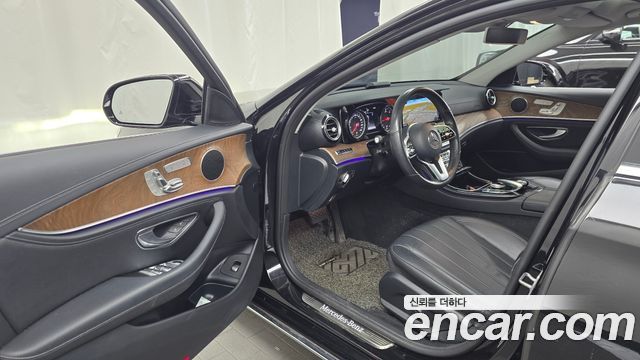 Mercedes-Benz E-Class E220d Exclusive