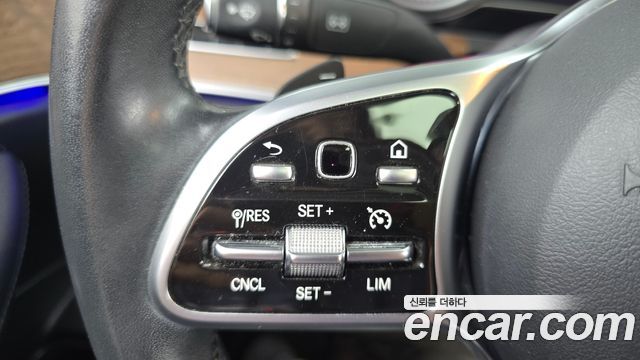 Mercedes-Benz E-Class E220d Exclusive