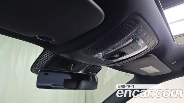 Mercedes-Benz GLA-Class GLA220