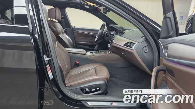 BMW 5-Series 530i xDrive M Sport Package Plus