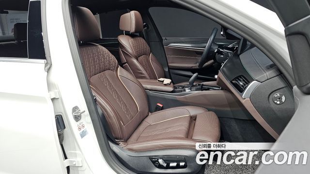 BMW 5-Series 523d xDrive M Sport