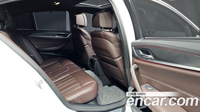 BMW 5-Series 523d xDrive M Sport