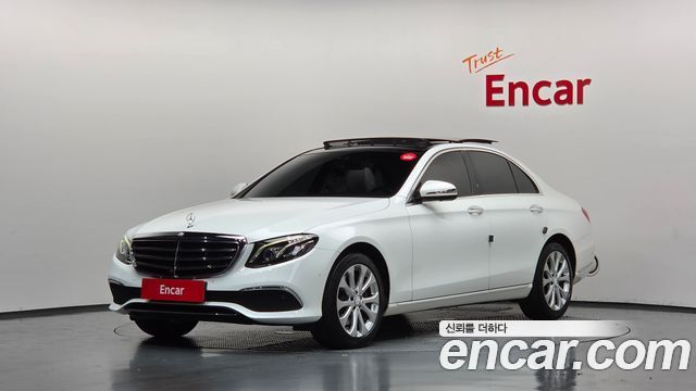 Mercedes-Benz E-Class E300 Exclusive
