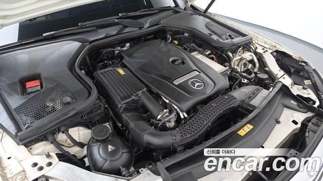 Mercedes-Benz E-Class E300 Exclusive