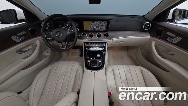 Mercedes-Benz E-Class E300 Exclusive