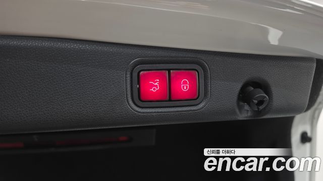 Mercedes-Benz E-Class E300 Exclusive