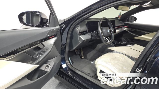 BMW 5-Series 520i M Sport
