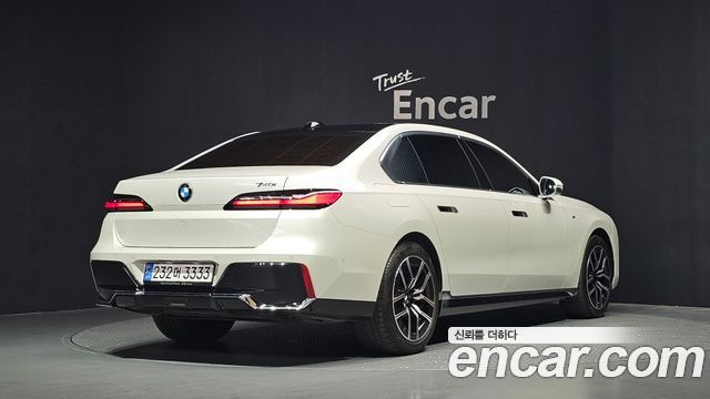 BMW 7-Series 740i sDrive M Sport