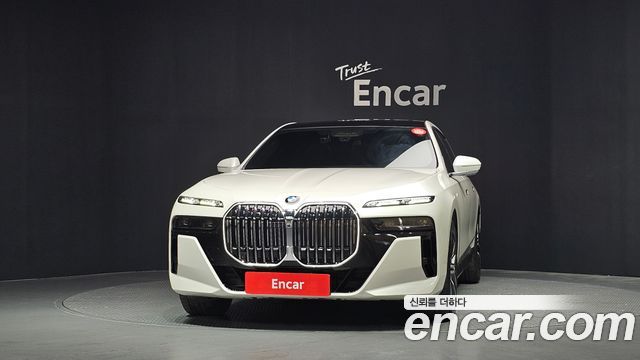 BMW 7-Series 740i sDrive M Sport