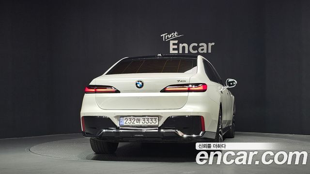 BMW 7-Series 740i sDrive M Sport