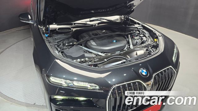 BMW 7-Series 740i xDrive M Sport