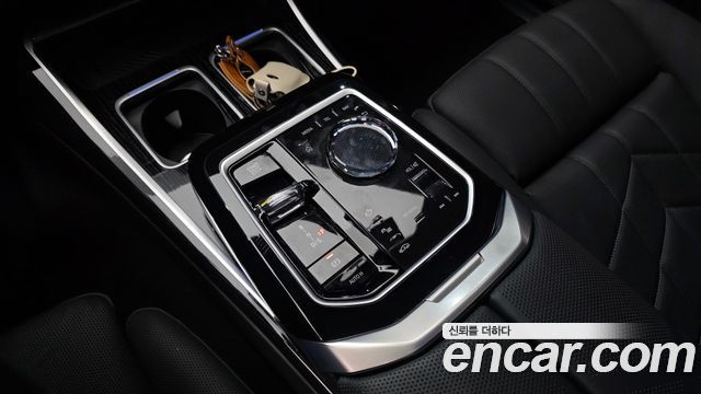 BMW 7-Series 740i xDrive M Sport