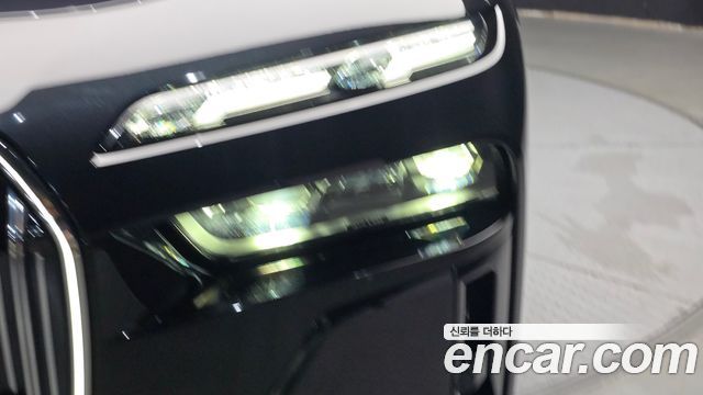 BMW 7-Series 740i xDrive M Sport