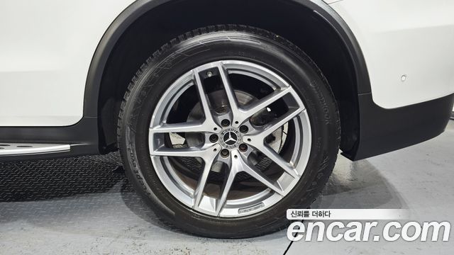 Mercedes-Benz GLC-Class GLC220 d 4MATIC Coupe